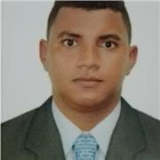 Me permito compartir mi experiencia en matemática, la metodología de aprendizaje es dar a conocer el tema y realizar ejercicios en cada nivel de complejidad